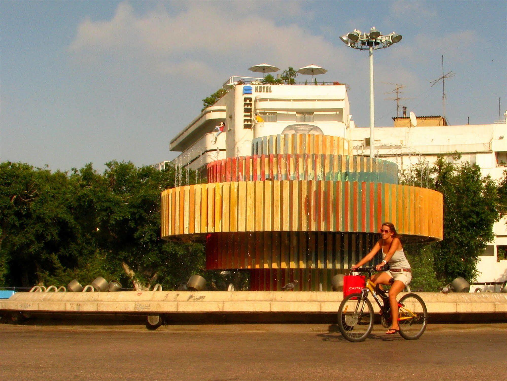 Center Chic Hotel - An Atlas Boutique Hotel Tel Aviv Exterior photo